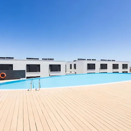 Daire Home2book Cozy & Modern Apt, Pool & Terrace