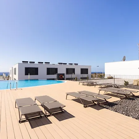 Daire Home2book Cozy & Modern Apt, Pool & Terrace