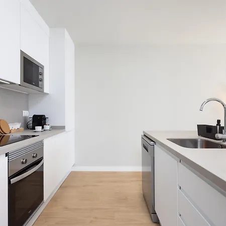 Home2book Cozy & Modern Apt, Pool & Terrace Apartman